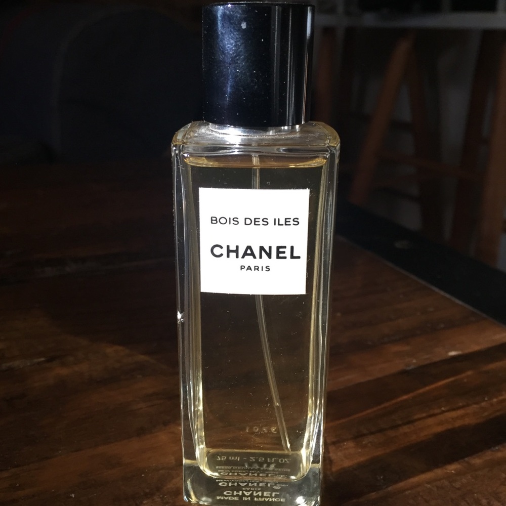 Chanel Bois Des Iles Perfume fragrance